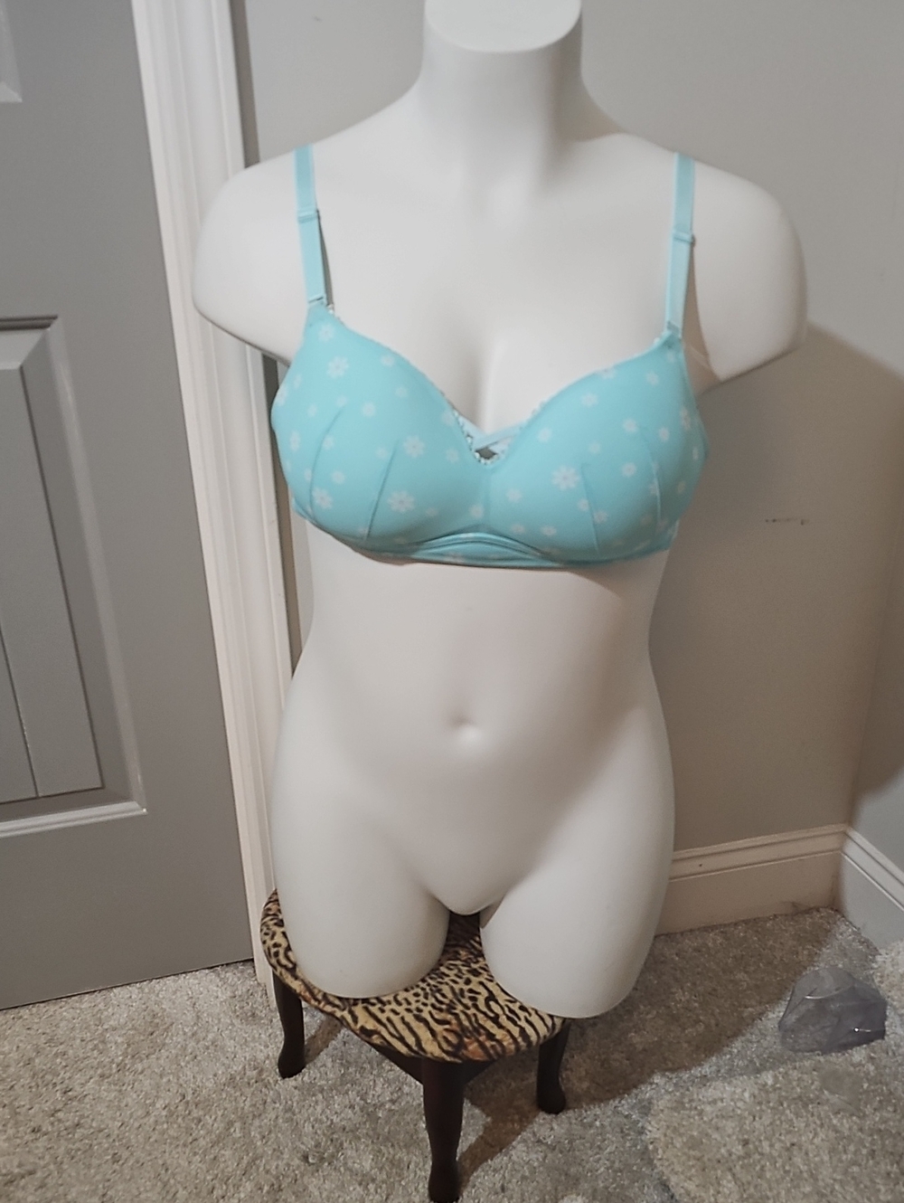 Torrid Dream Wire Free Push Up Bra In Light Green With Daisy Print